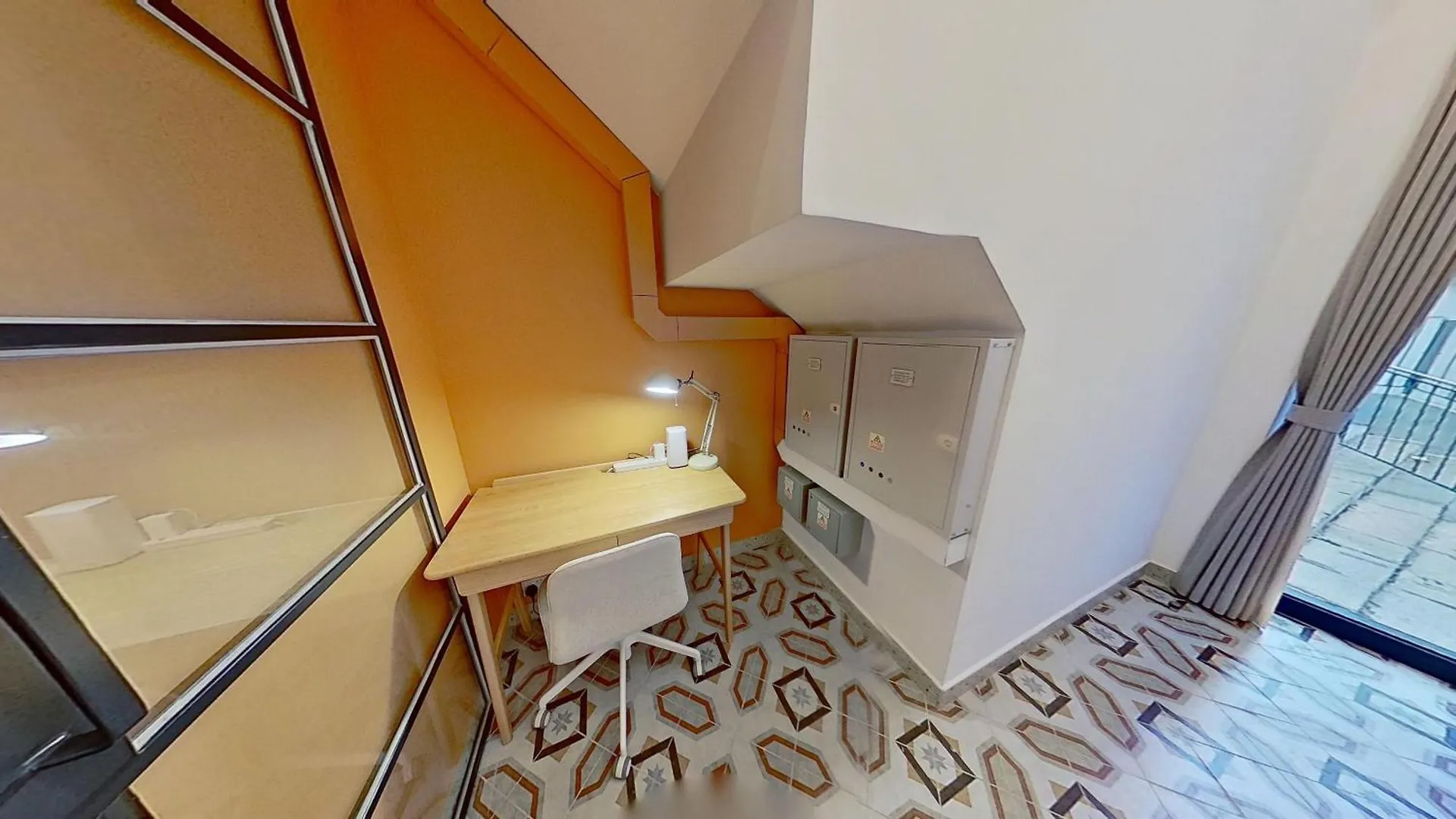 Apartment Habyt Bridges - 2 Shing Wong Street Hong Kong China